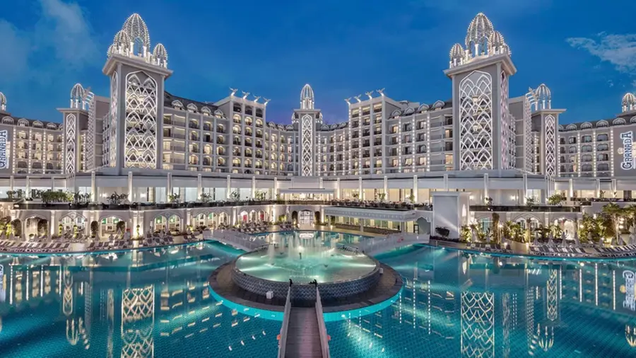 Granada Luxury Hotel